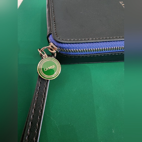 La Mer Cosmetic Bag / Wristlet Case - Picture 6 of 6